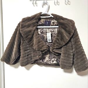 NWT Sz M Faux Fur Bolero Forever 21